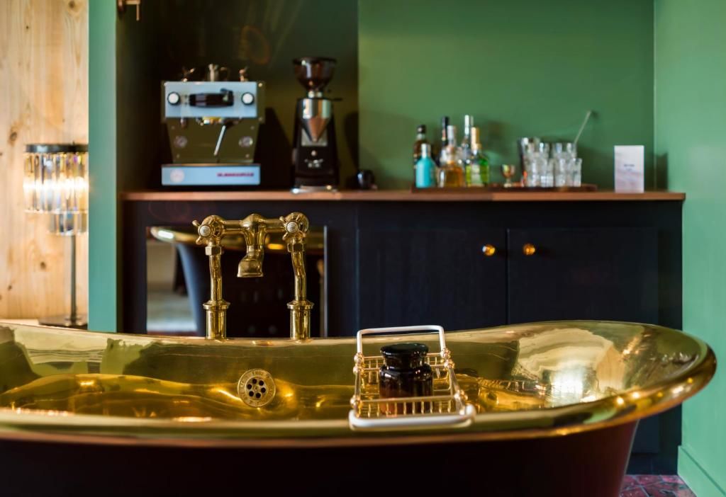Отель Stamba Hotel Тбилиси